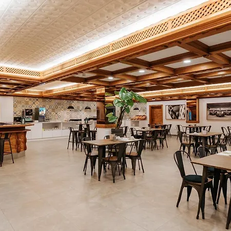 Üdülőközpont Atlantis Park 3*