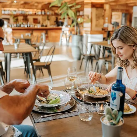 Atlantis Park Hotel 3*